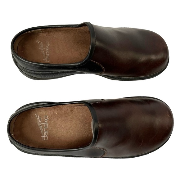 DANSKO Two-Tone Leather Clogs - Picture 5 of 8